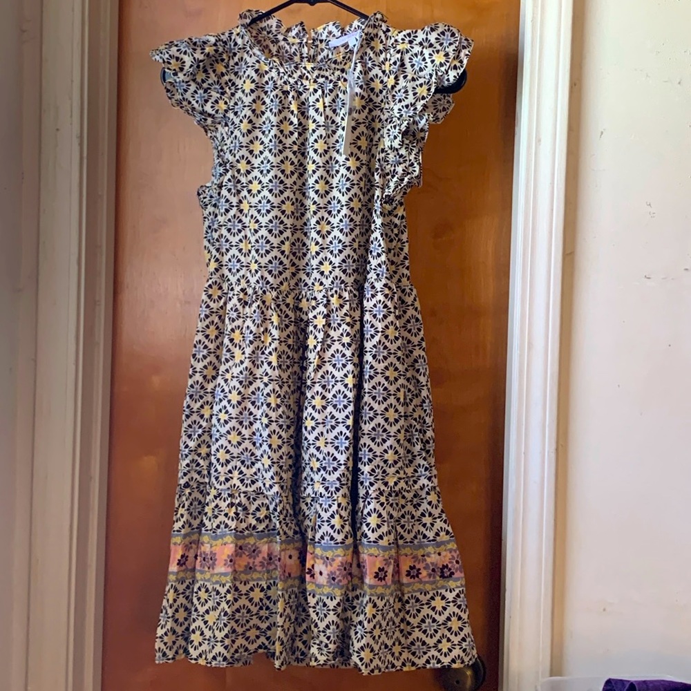 Olivaceous Sleeveless Ladies Dress w/lining. Size S